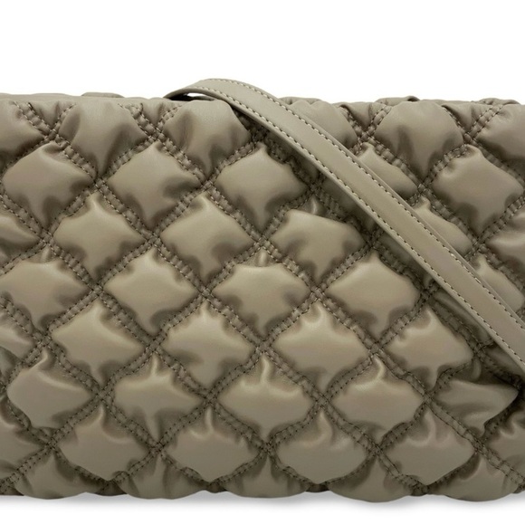 Gilda Paris Taupe Waffle Studded Quilted Purse/Crossbody Bag w/ Strap NWT!! 🤎 - Picture 4 of 4